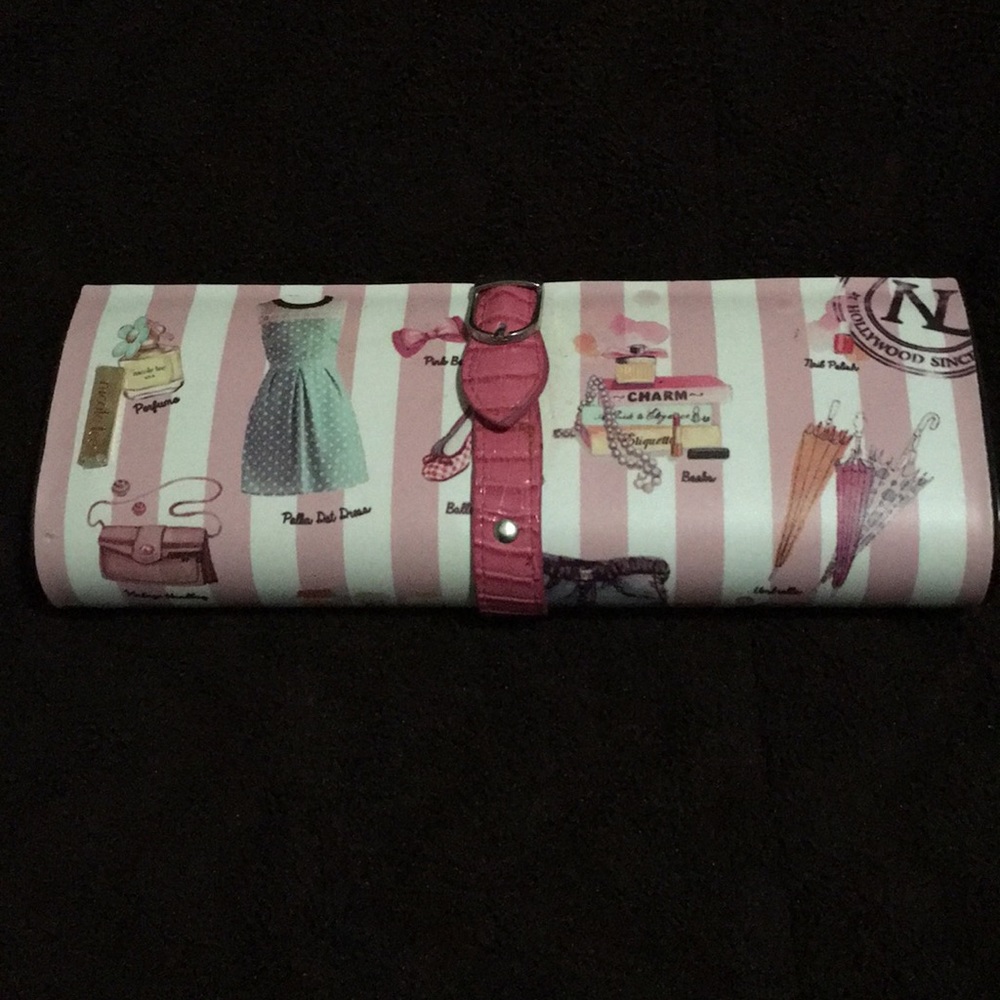 Nicole Lee Hand bag